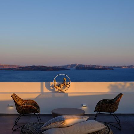 Oia Treasures Art Suites Buitenkant foto