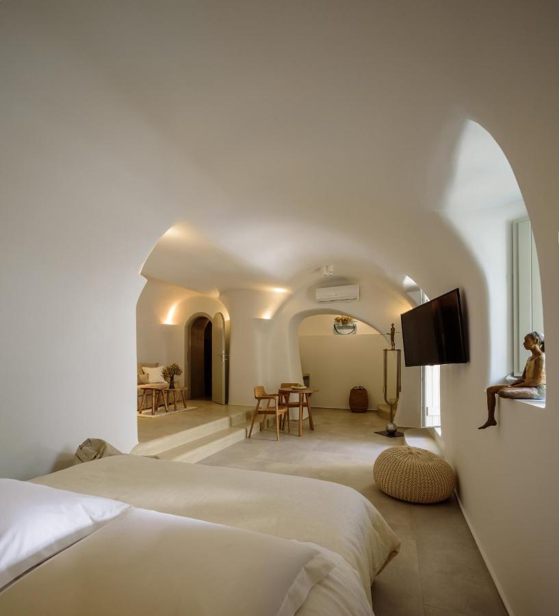 Oia Treasures Art Suites Buitenkant foto