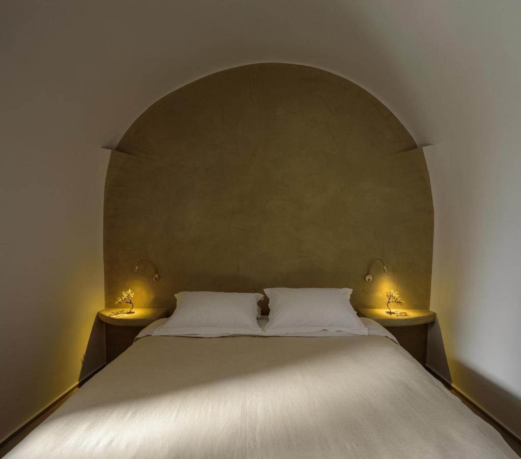 Oia Treasures Art Suites Buitenkant foto