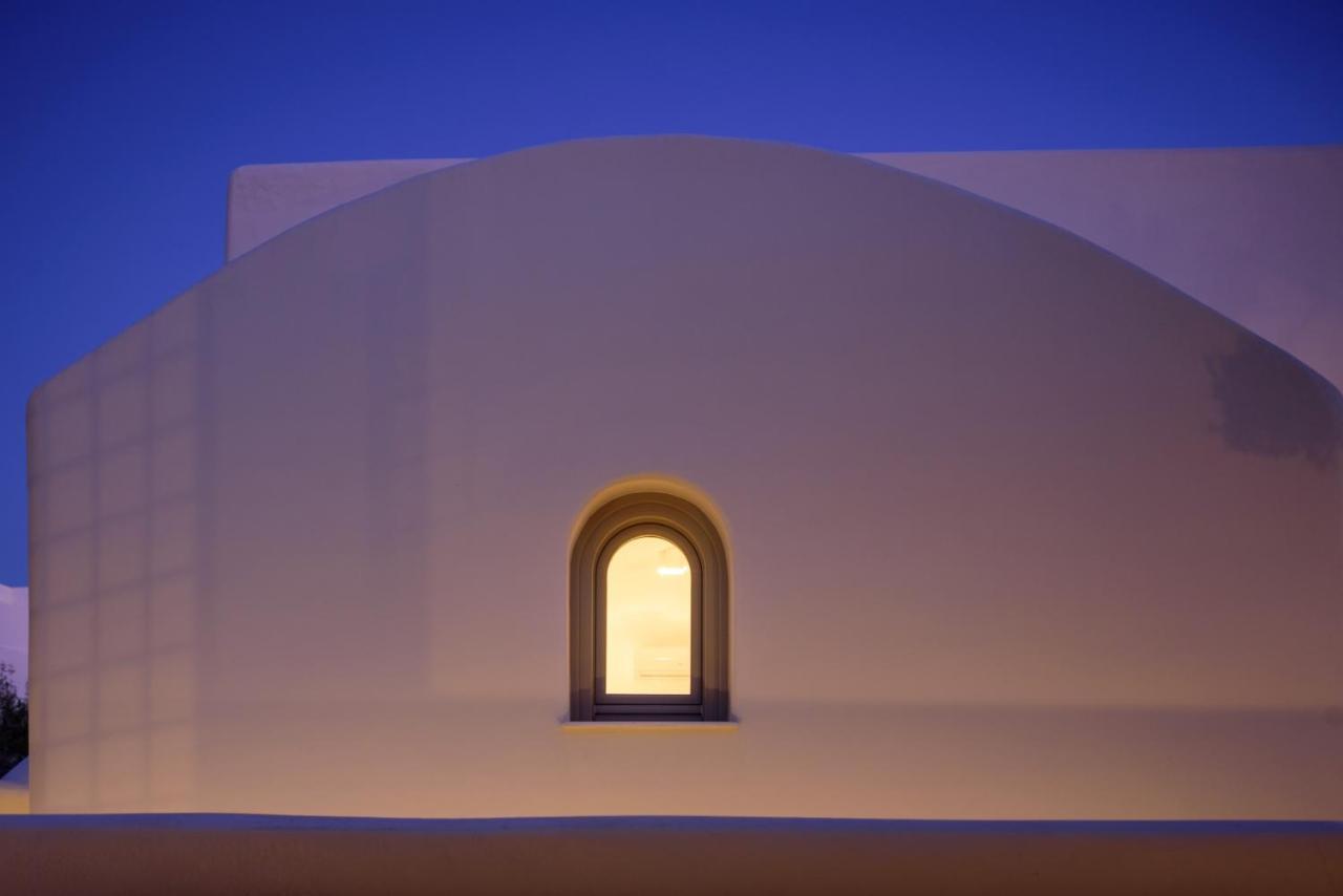 Oia Treasures Art Suites Buitenkant foto