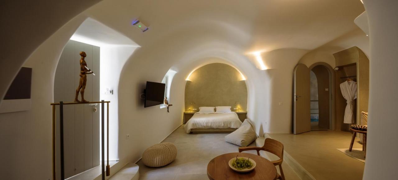 Oia Treasures Art Suites Buitenkant foto