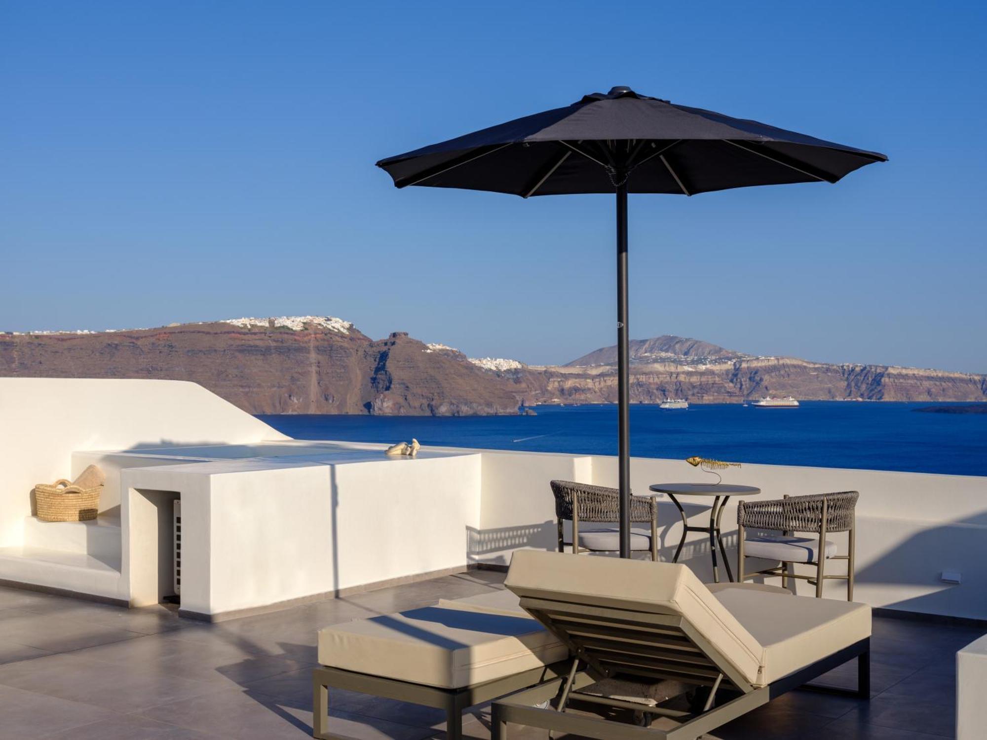 Oia Treasures Art Suites Buitenkant foto