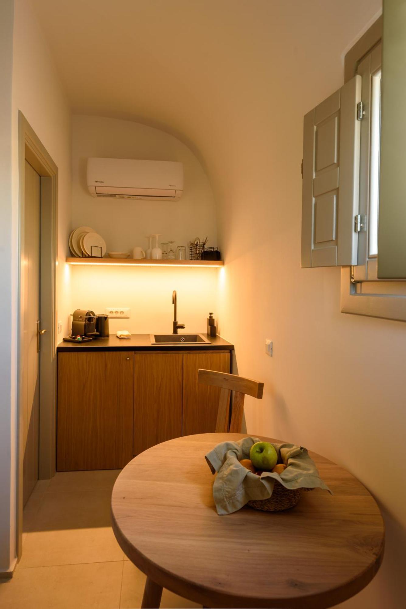 Oia Treasures Art Suites Buitenkant foto